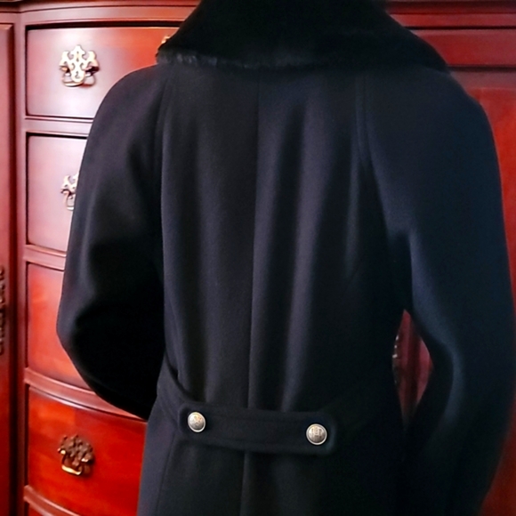 NINA RICCI Paris Overcoat - Picture 5 of 16